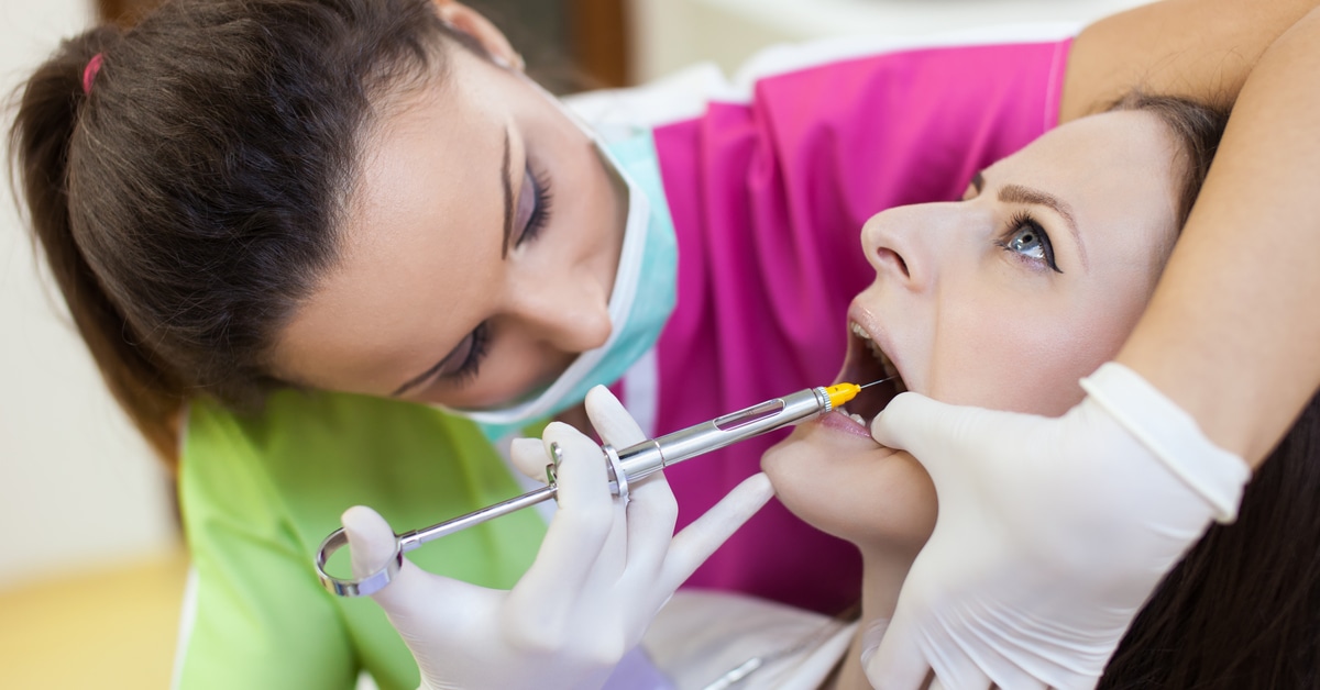 بی حسی دندان برای درمان لثه