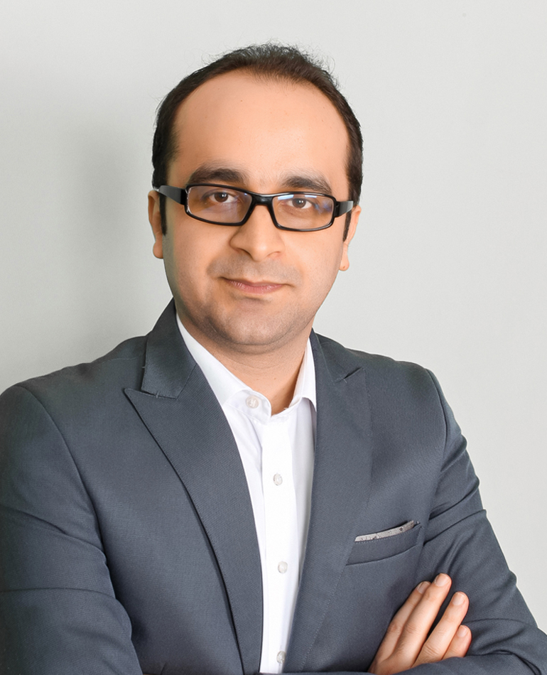 آقای دکتر میلاد مرادی